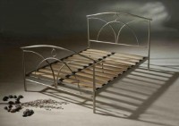 Arches Metal Bed